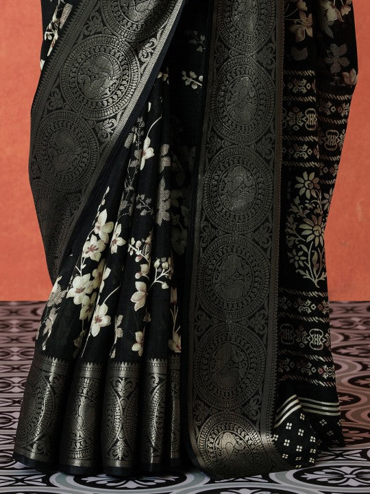 Floral Printed Saree With BlousePiece