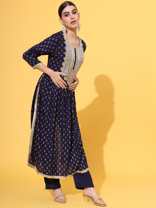 Round Neck Ethnic Motifs Printed Panelled Thread Work Kurta Set