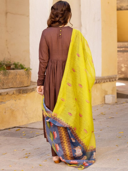 Yoke Design Regular Kurta with Trousers & With Dupatta