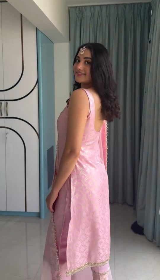 Elegant Baby Pink Embroidered Kurta Set with Dupatta