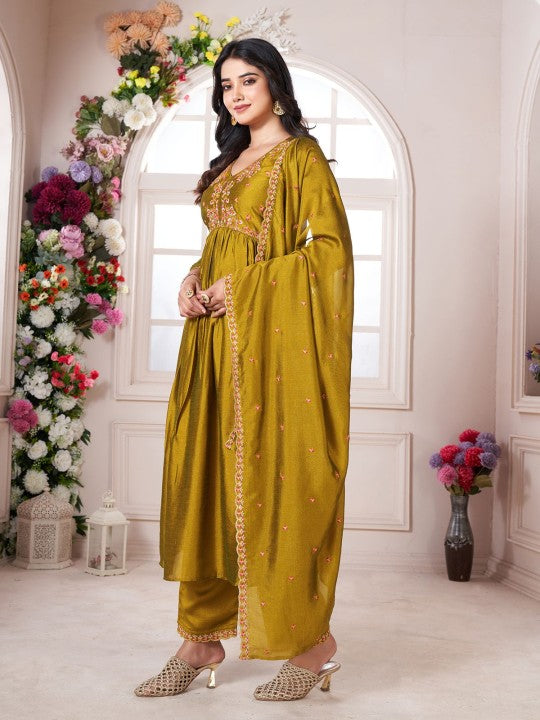 Floral Embroidered V-Neck Pleated Anarkali Kurta With Trousers & Dupatta