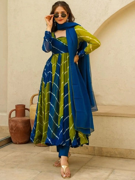 Women Leheriya Printed Regular Kurta with Trousers & With Dupatta