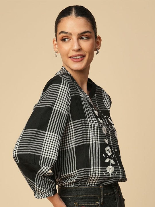 Checked Roll-Up Sleeves Top